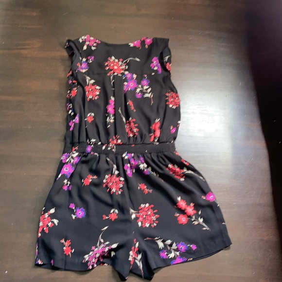 Express Romper - Picture 2 of 3